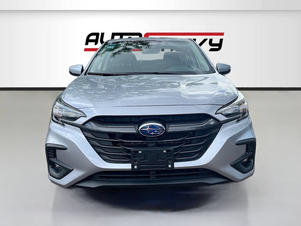 Used 2025 Subaru Legacy Limited AWD/4WD image 2