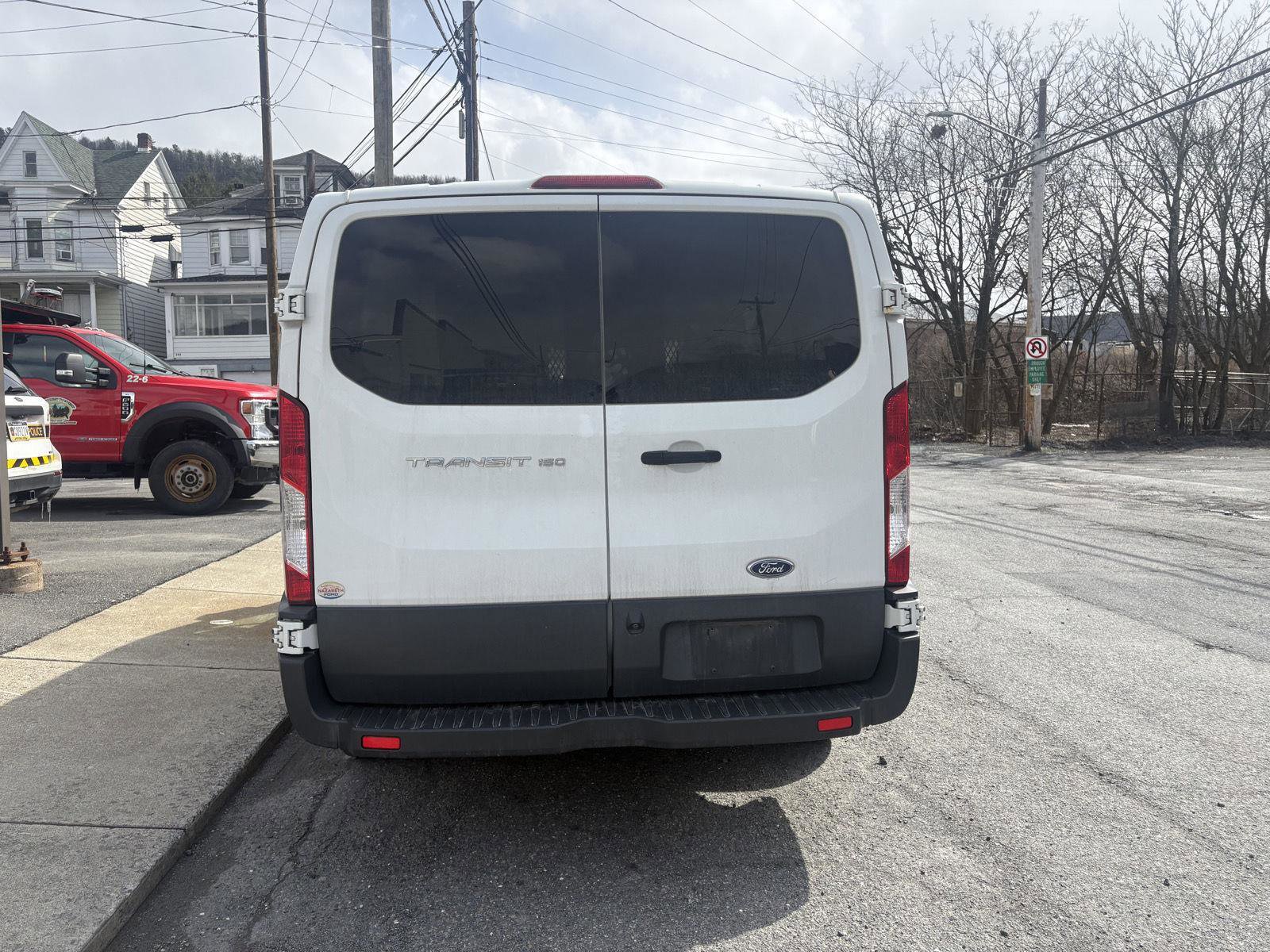 Used 2016 Ford Transit 150 130 Low Roof RWD image 10