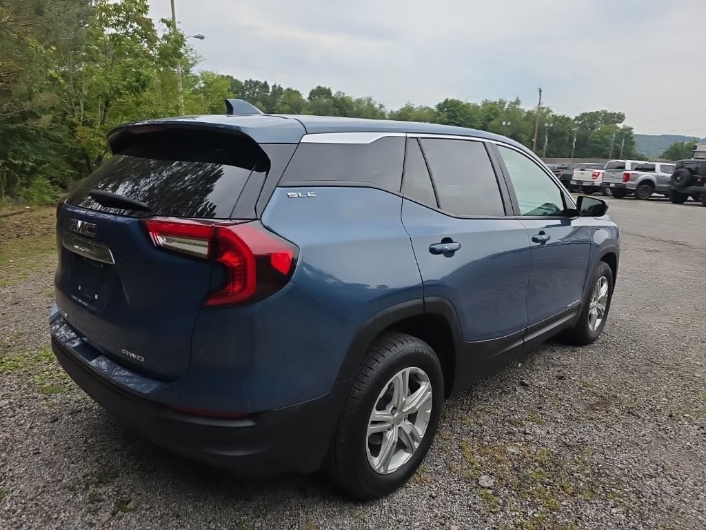 Used 2024 GMC Terrain SLE AWD/4WD image 20