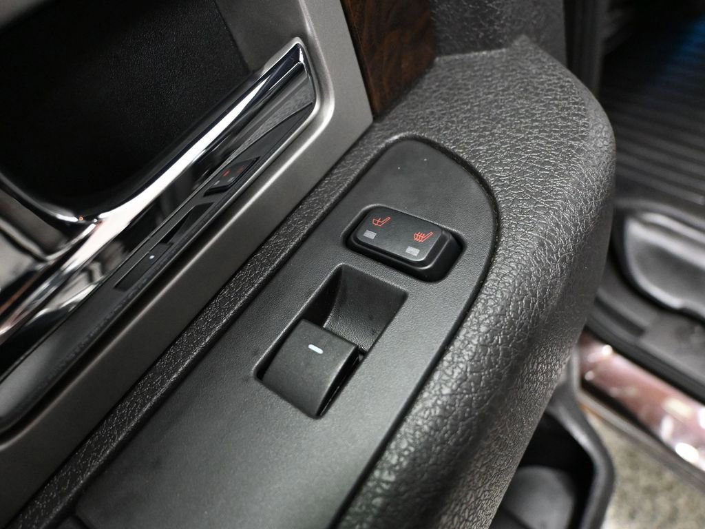 Used 2013 Ford F150 Platinum image 39