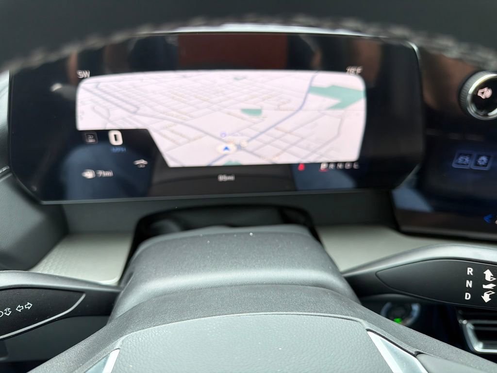 New 2026 Chevrolet Traverse LT w/ Midnight/Sport Edition image 15