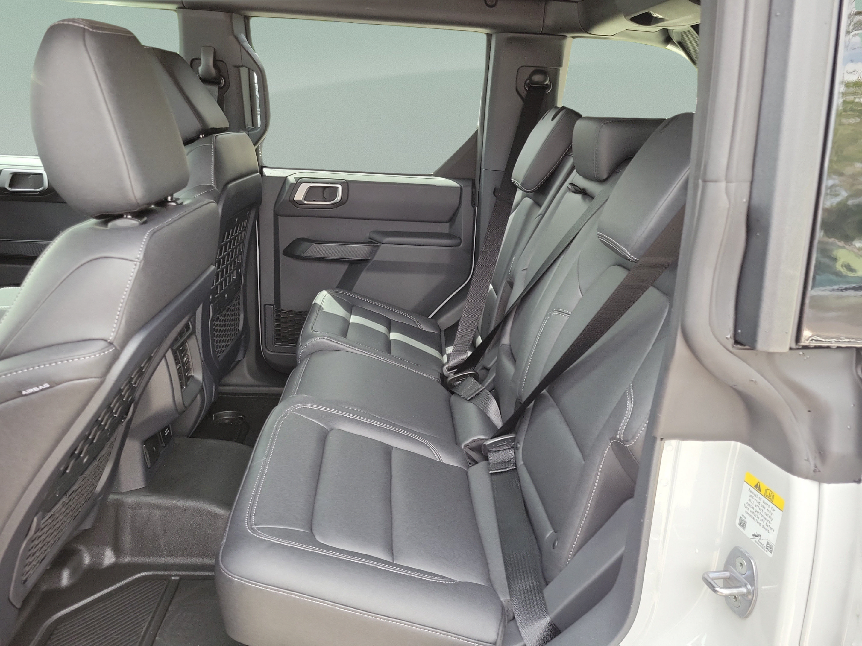 New 2026 Ford Bronco Badlands AWD/4WD image 13