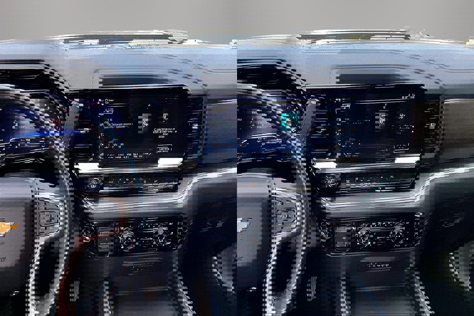 Used 2024 Chevrolet Silverado 3500 High Country w/ Technology Package image 10