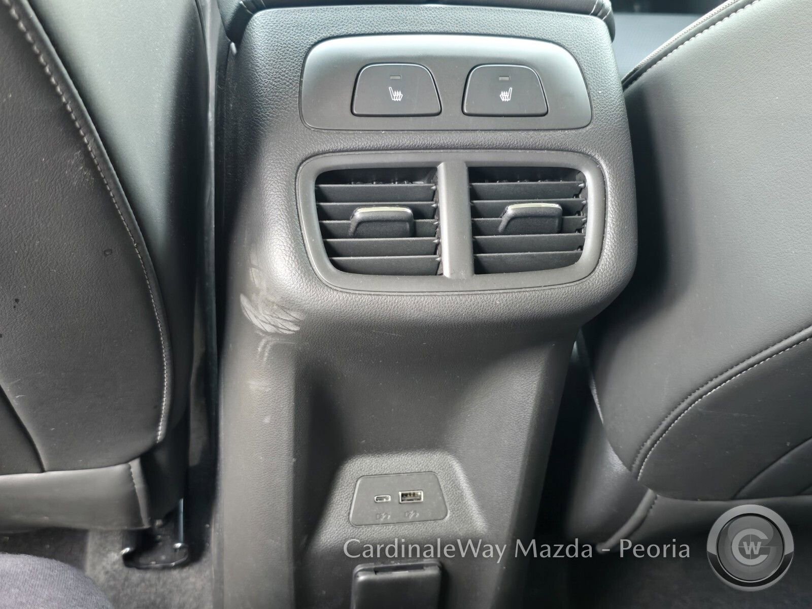 Used 2024 Buick Envision Avenir image 25