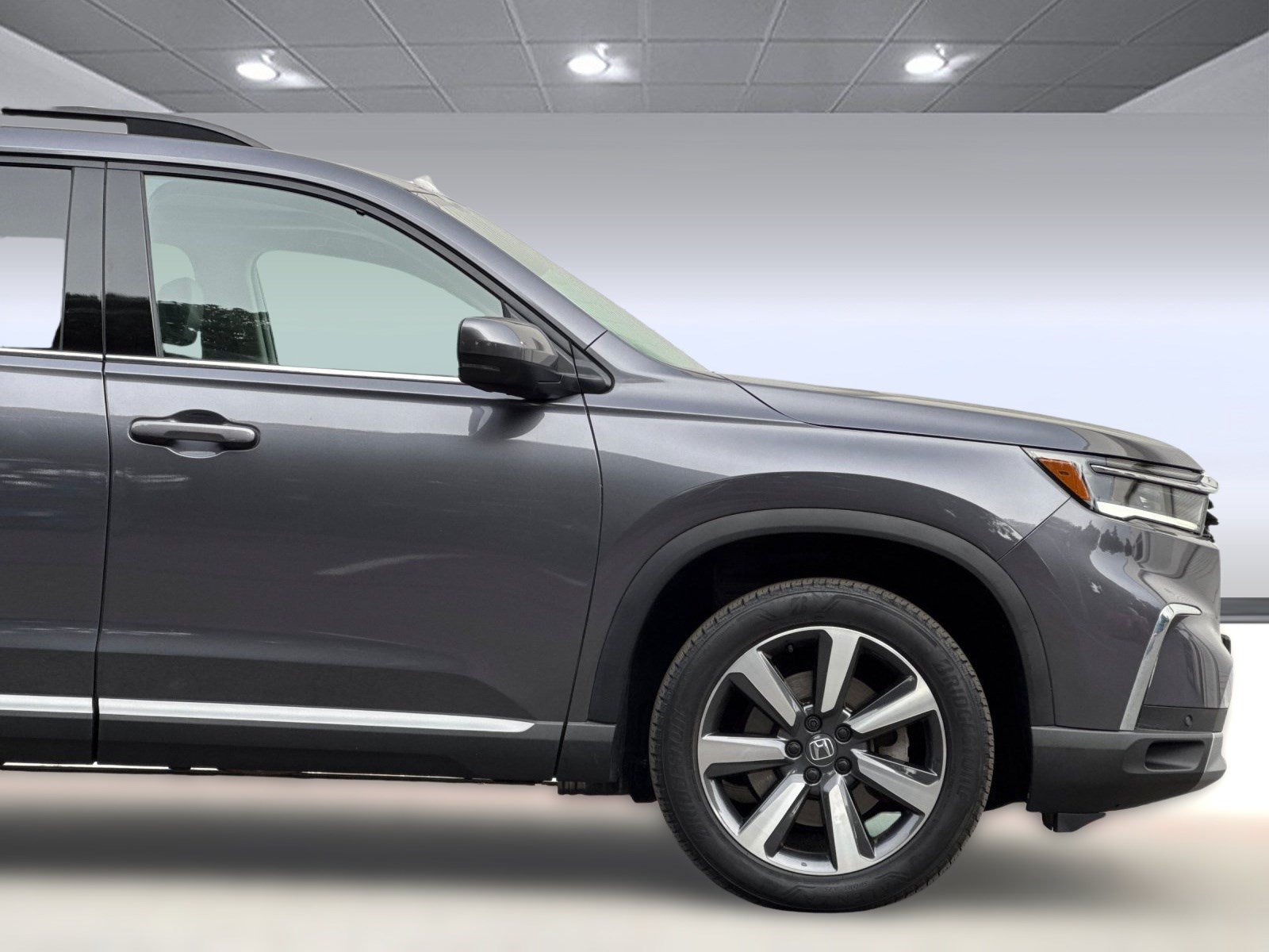 Certified 2024 Honda Pilot Touring image 37