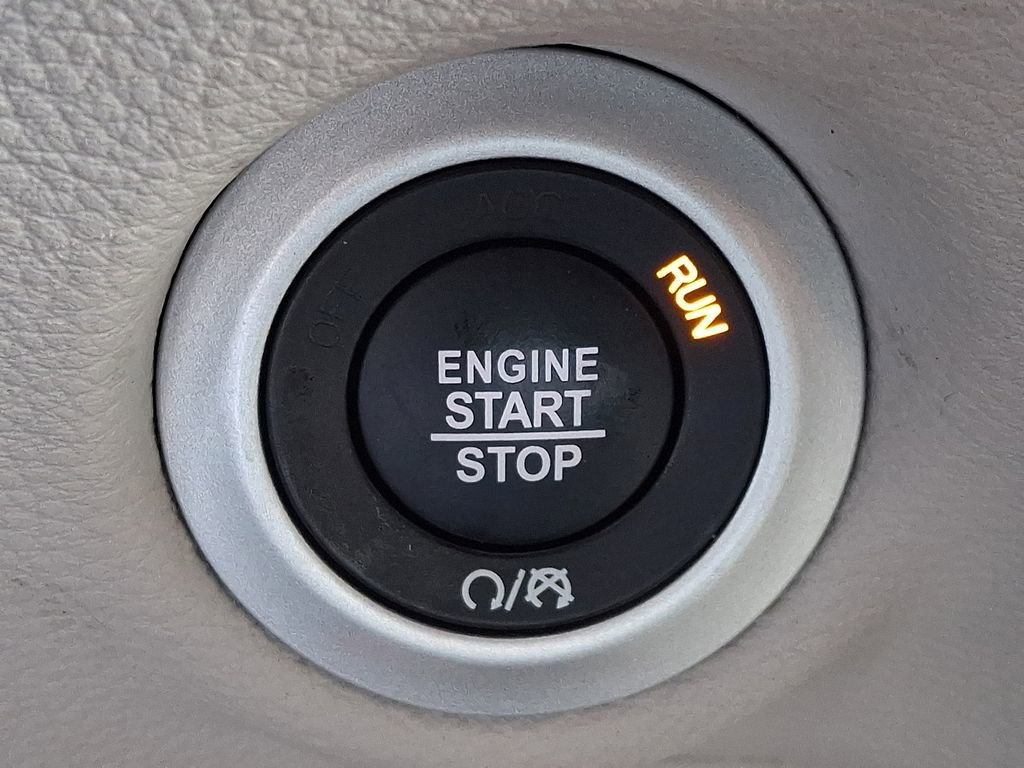 Used 2022 Chrysler Pacifica Touring-L AWD/4WD image 29