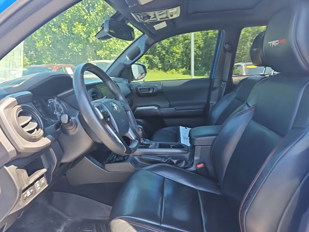 Used 2019 Toyota Tacoma TRD Pro AWD/4WD image 16