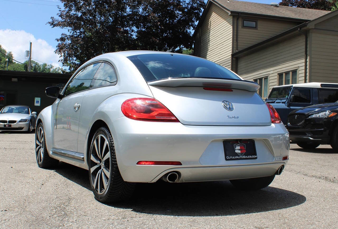 Used 2012 Volkswagen Beetle 2.0T FWD image 5
