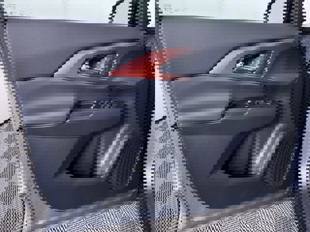 Used 2024 Chevrolet Equinox EV RS image 10