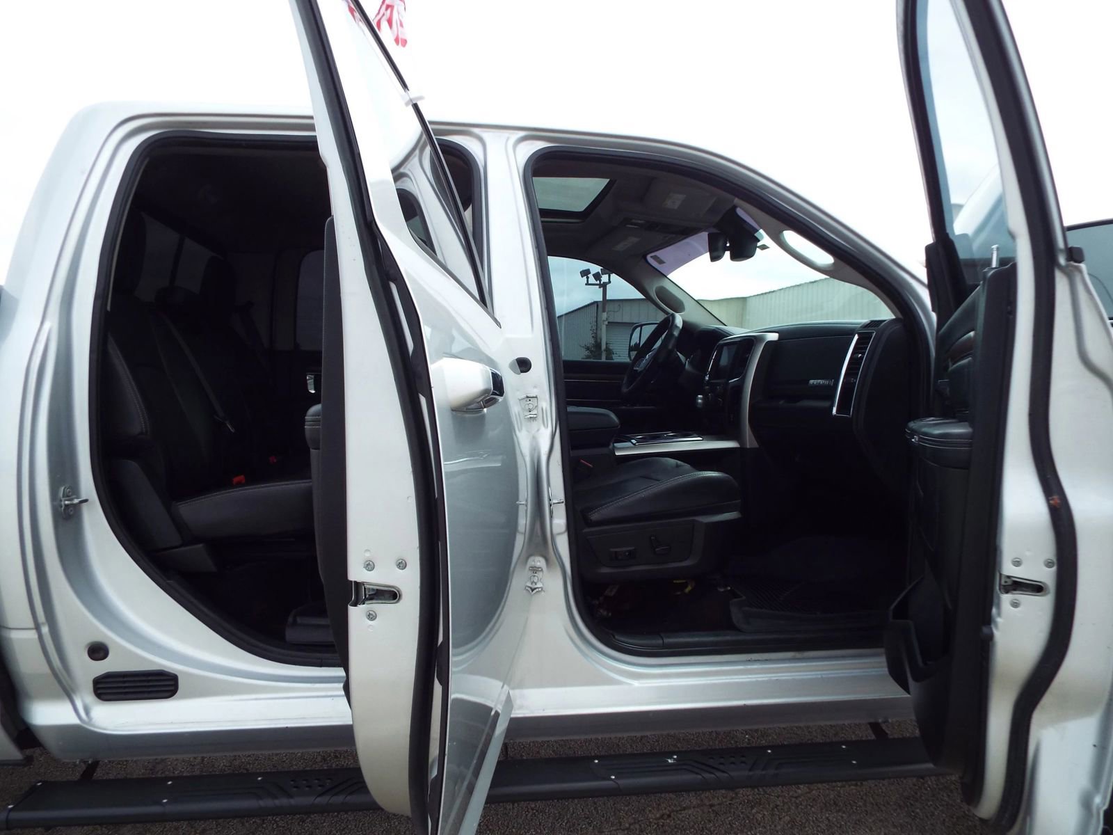 Used 2015 RAM 1500 Sport w/ Convenience Group AWD/4WD image 26
