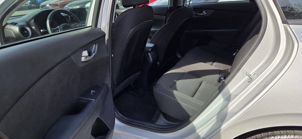 Used 2021 Kia Forte LXS image 13