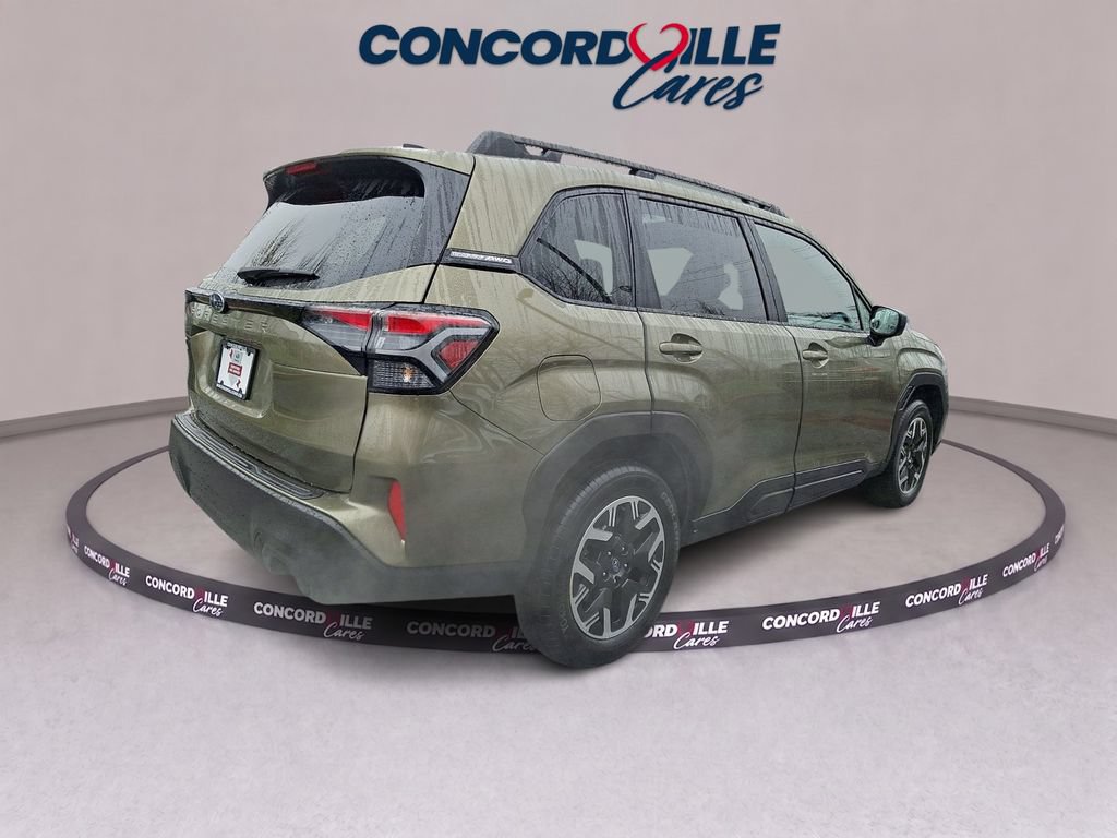 Certified 2025 Subaru Forester Premium AWD/4WD image 7