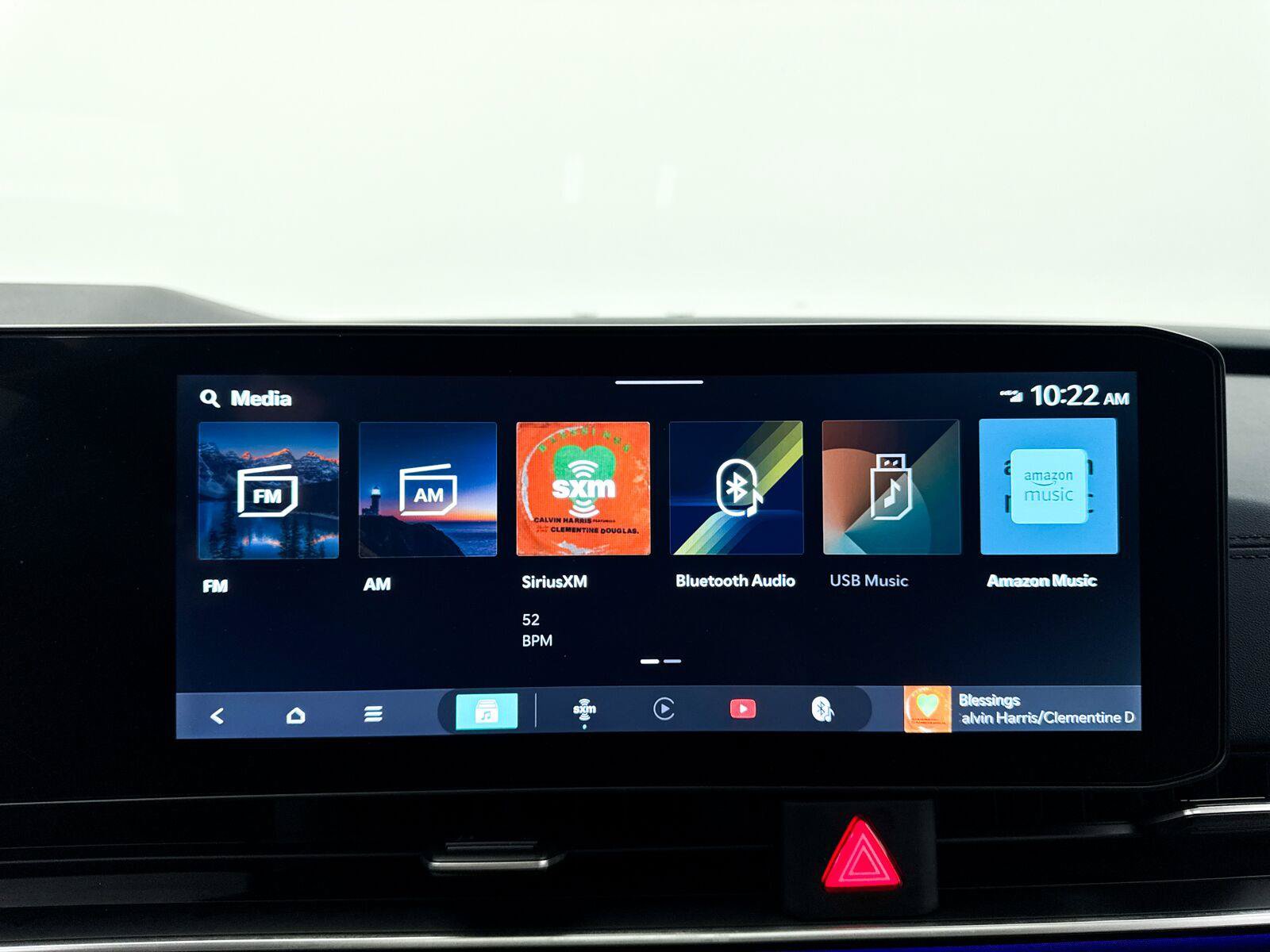 Used 2025 Kia Carnival SX Prestige FWD image 28