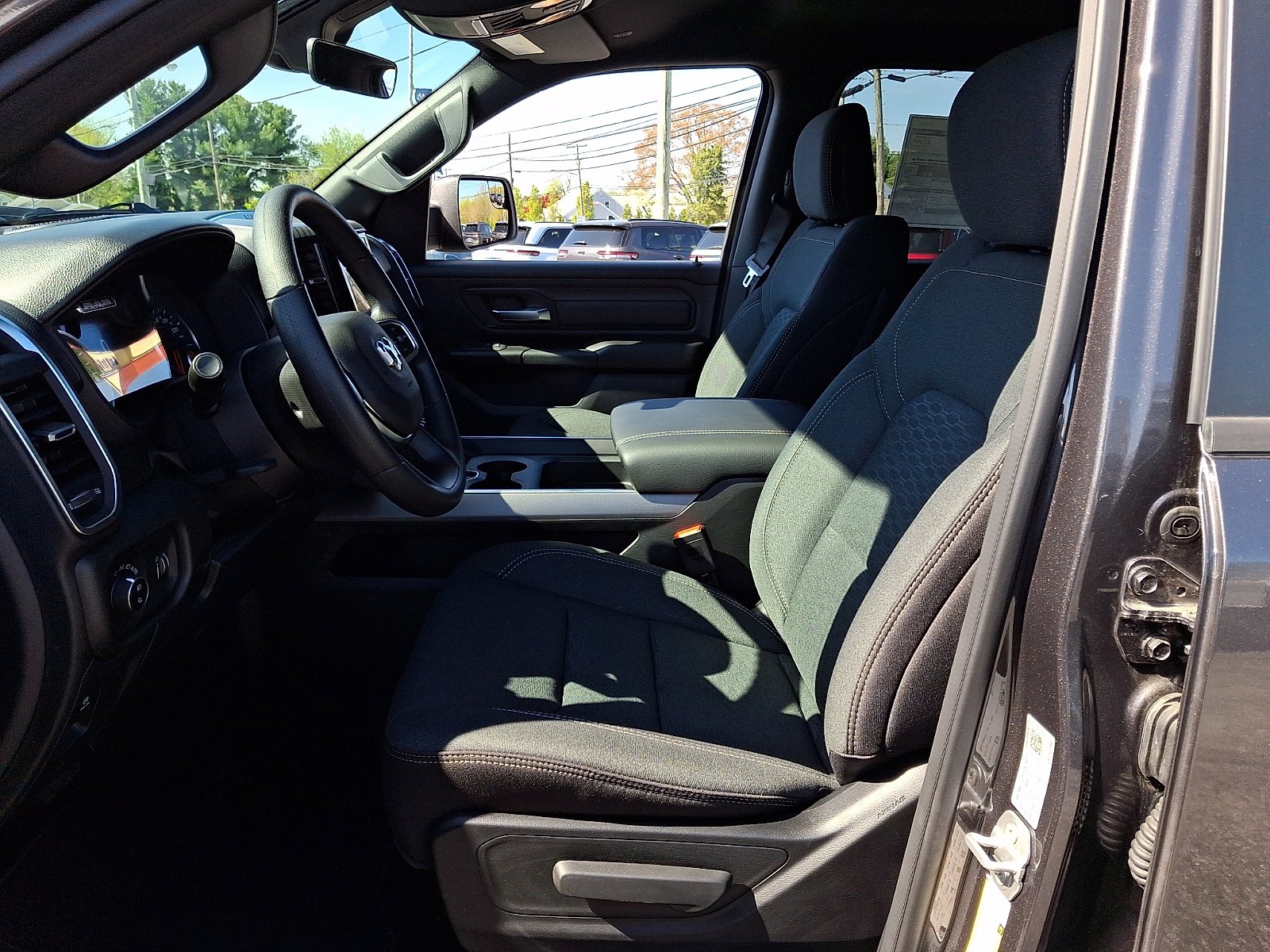 New 2026 RAM 1500 Express AWD/4WD image 13