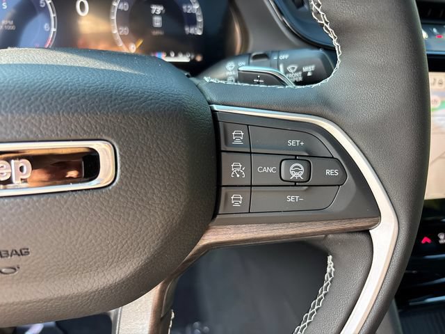 New 2027 Jeep Grand Cherokee Limited AWD/4WD image 21