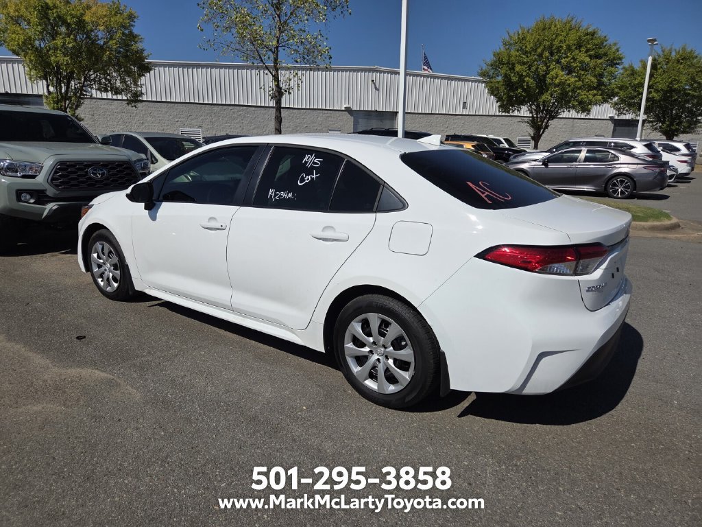 Used 2026 Toyota Corolla LE FWD image 6