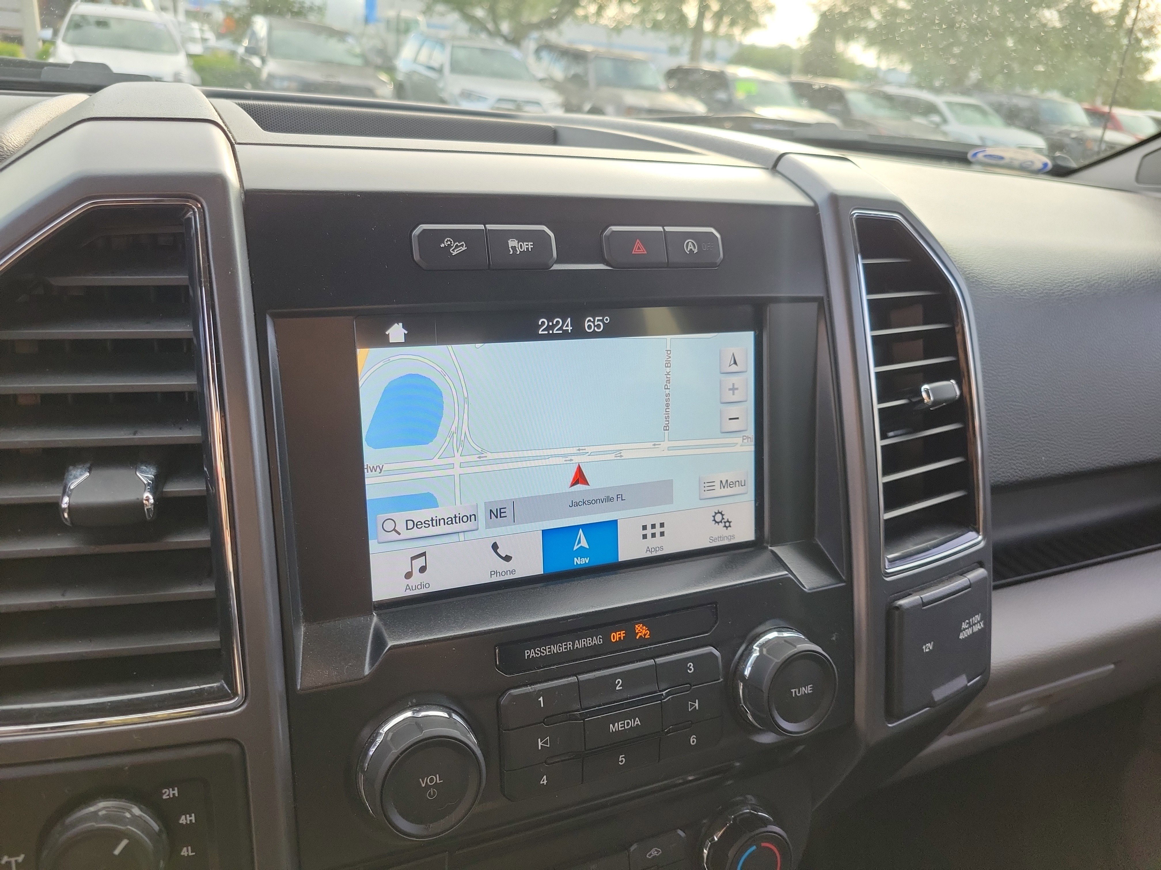 Used 2017 Ford F150 XLT w/ Equipment Group 302A Luxury image 23