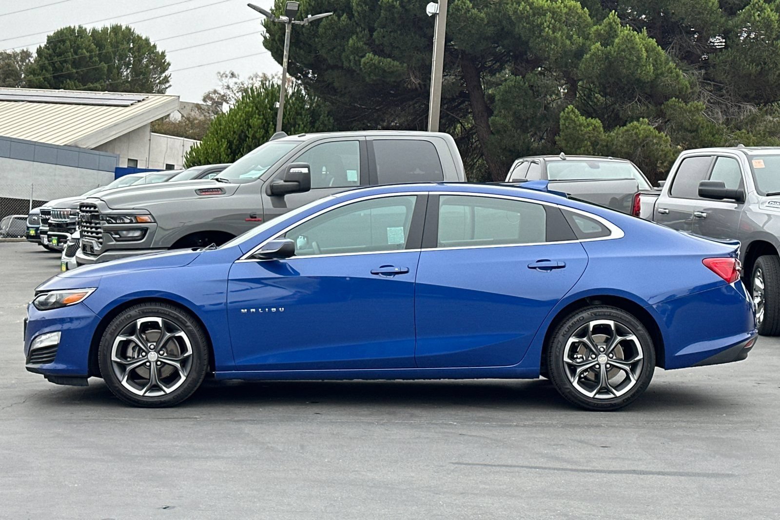 Used 2023 Chevrolet Malibu LT FWD image 8