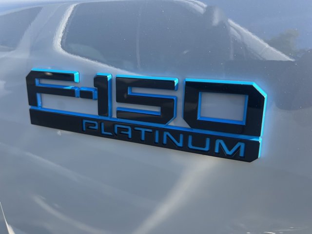 Used 2024 Ford F150 Lightning Platinum image 5