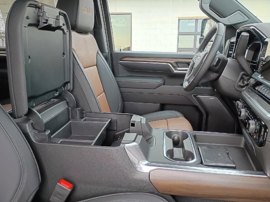 New 2025 Chevrolet Silverado 2500 High Country w/ Technology Package image 14