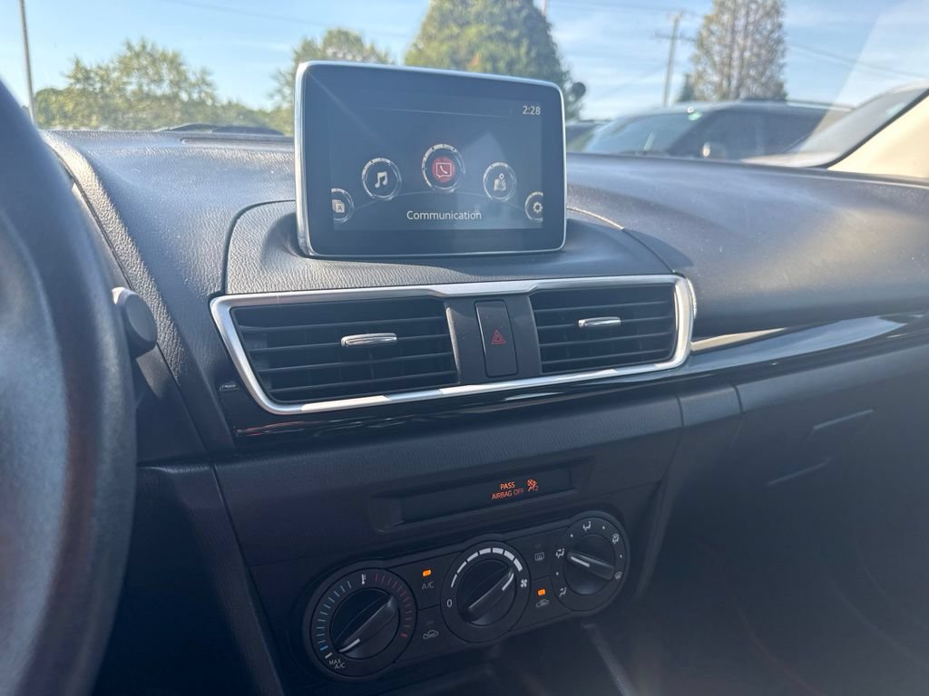 Used 2015 MAZDA MAZDA3 i Sport FWD image 11
