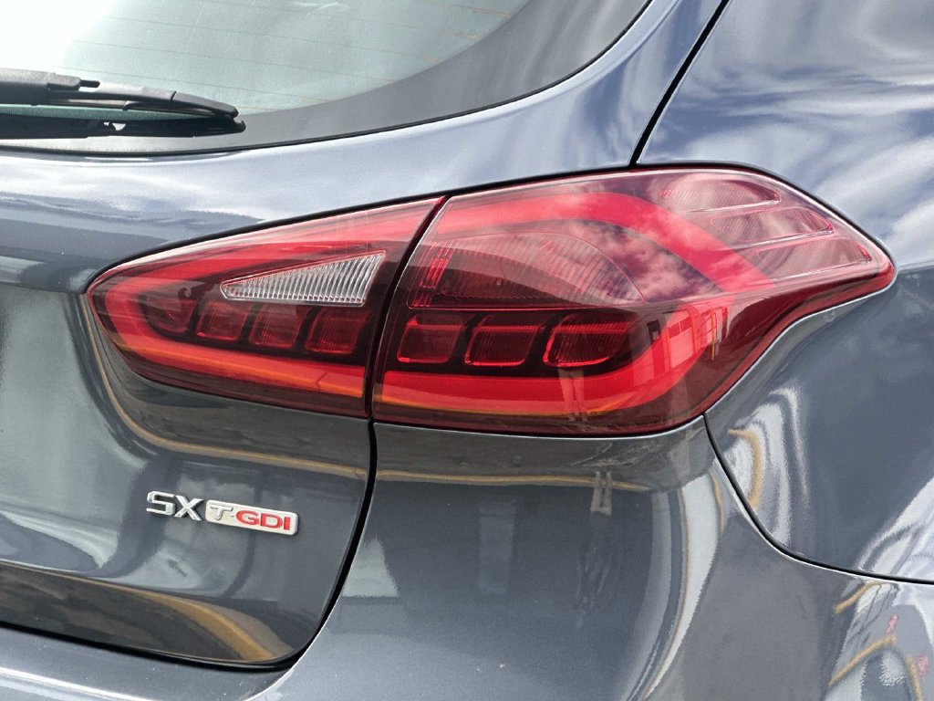 Used 2016 Kia Forte SX FWD image 9
