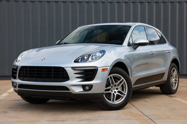 Used 2017 Porsche Macan AWD/4WD image 1