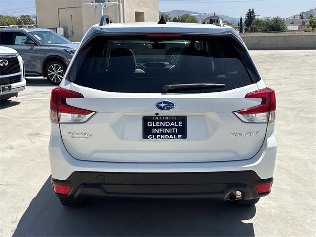 Used 2024 Subaru Forester Premium image 3
