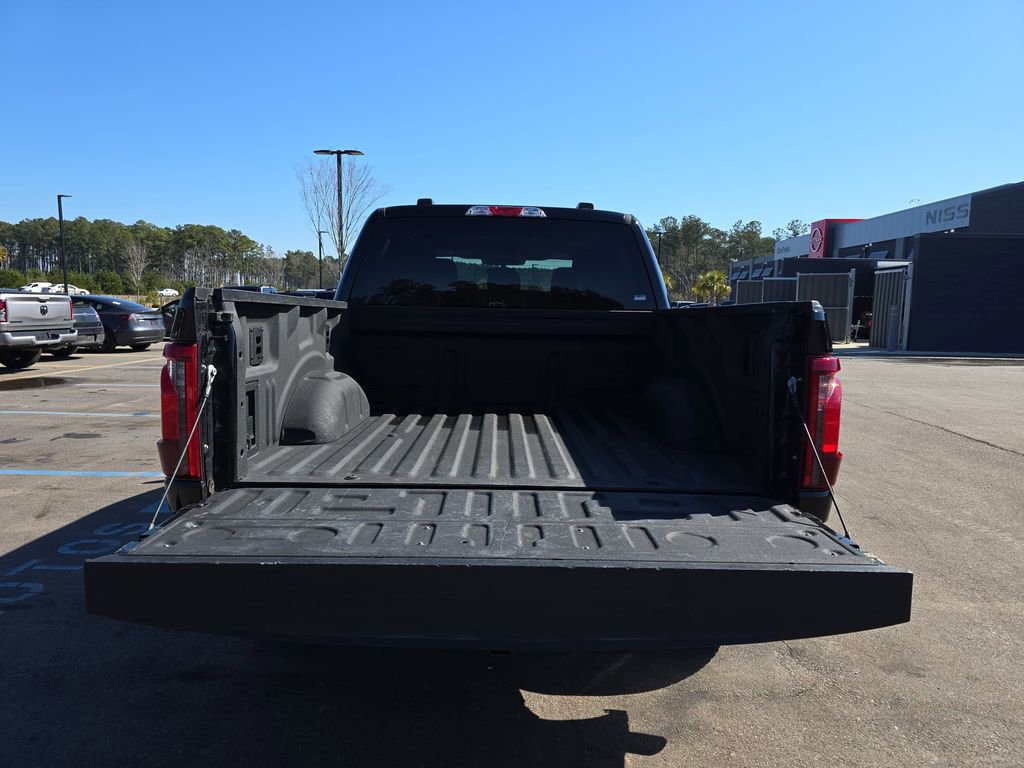 Used 2025 Ford F150 XLT w/ Equipment Group 301A Standard image 16