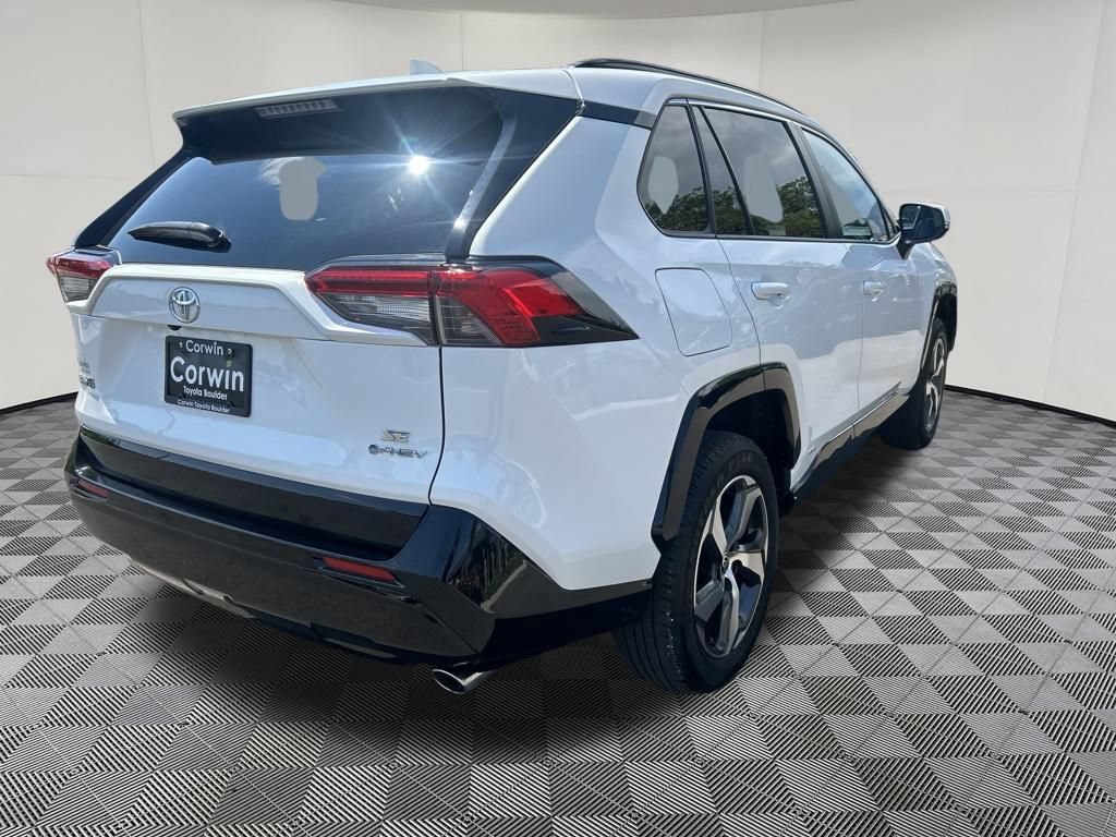 Used 2025 Toyota RAV4 SE AWD/4WD image 8