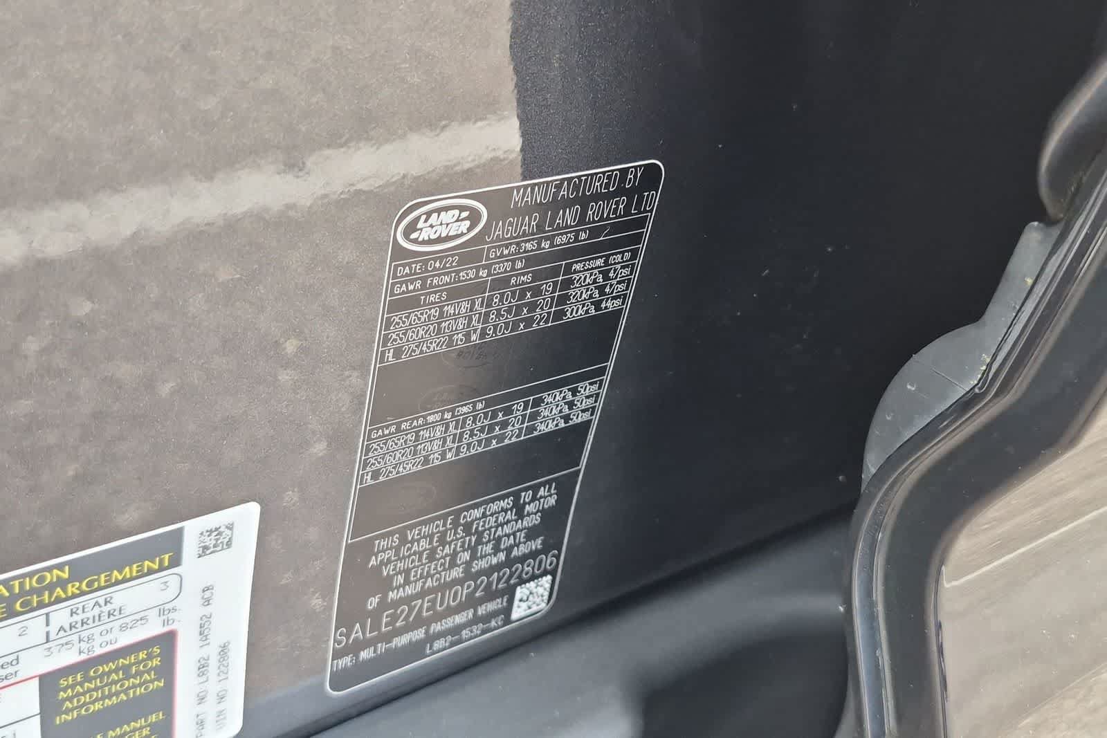 Certified 2023 Land Rover Defender 110 X-Dynamic SE AWD/4WD image 38
