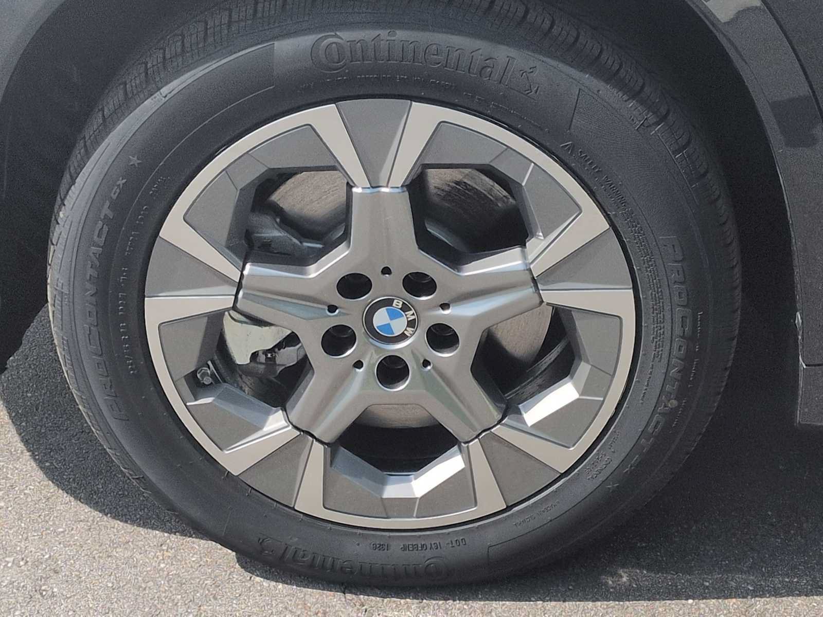 New 2026 BMW X1 xDrive28i AWD/4WD image 13