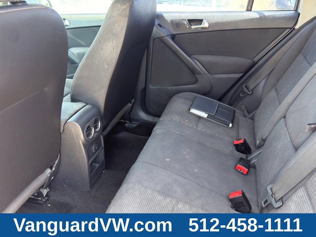 Used 2018 Volkswagen Tiguan Limited FWD image 27