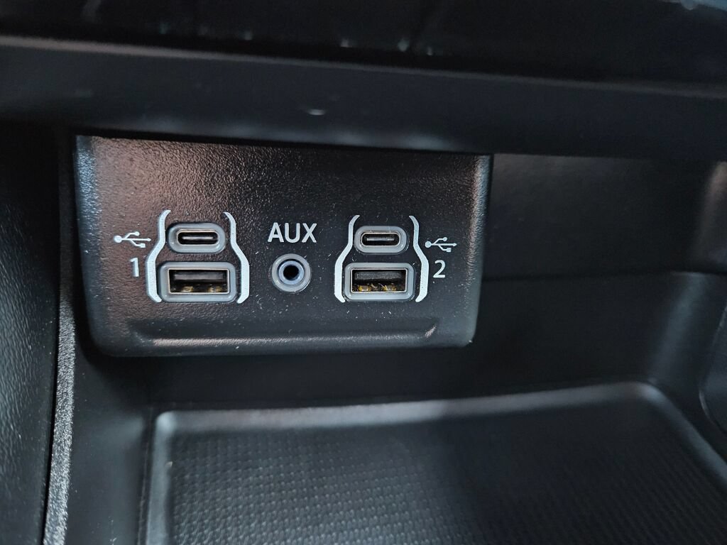 Used 2025 Dodge Durango GT AWD/4WD image 28