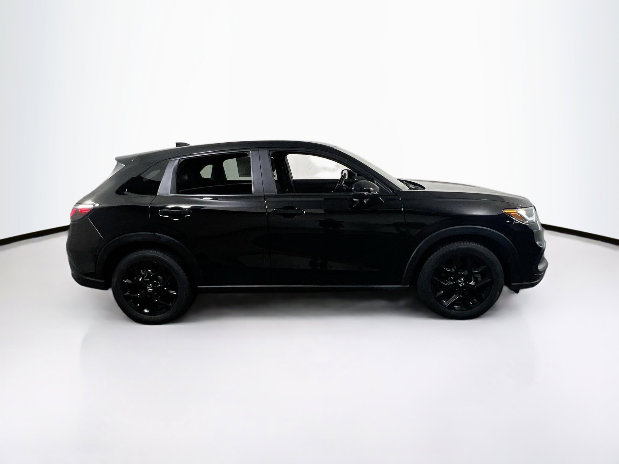 Used 2024 Honda HR-V Sport image 4