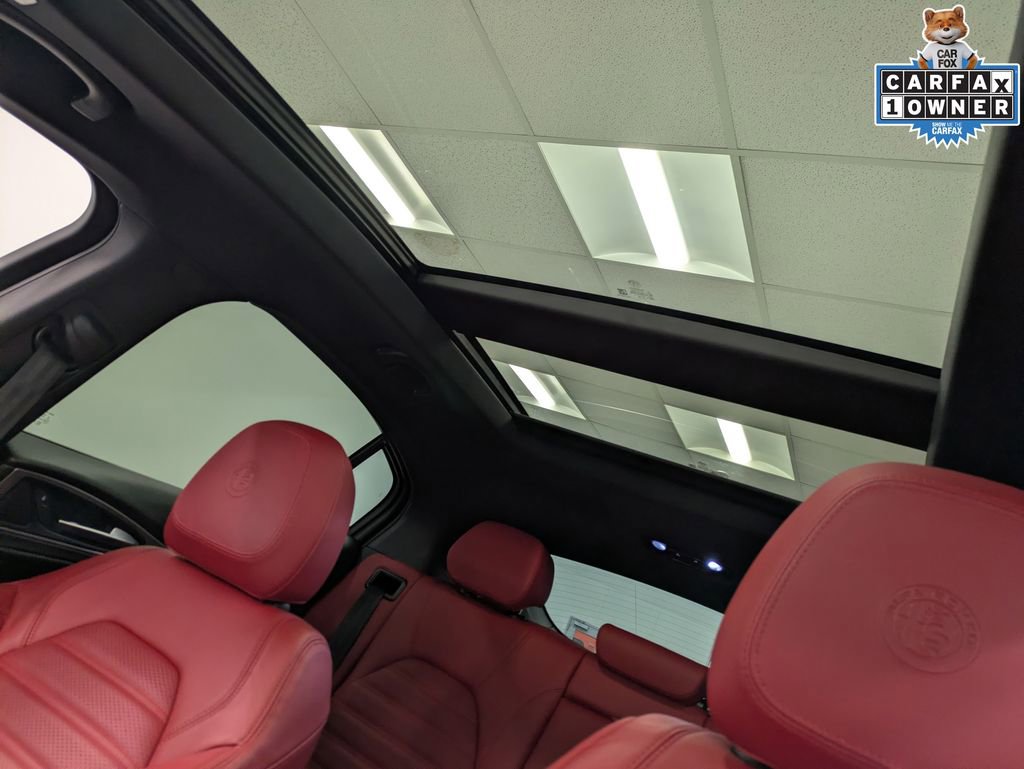 Used 2025 Alfa Romeo Stelvio Sprint w/ Veloce Package AWD/4WD image 22