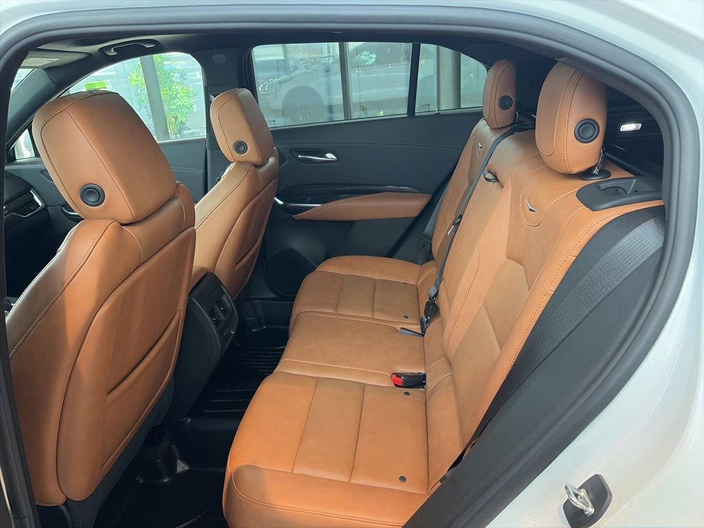 Used 2023 Cadillac XT4 Sport w/ LPO, Onyx Lite Package AWD/4WD image 19