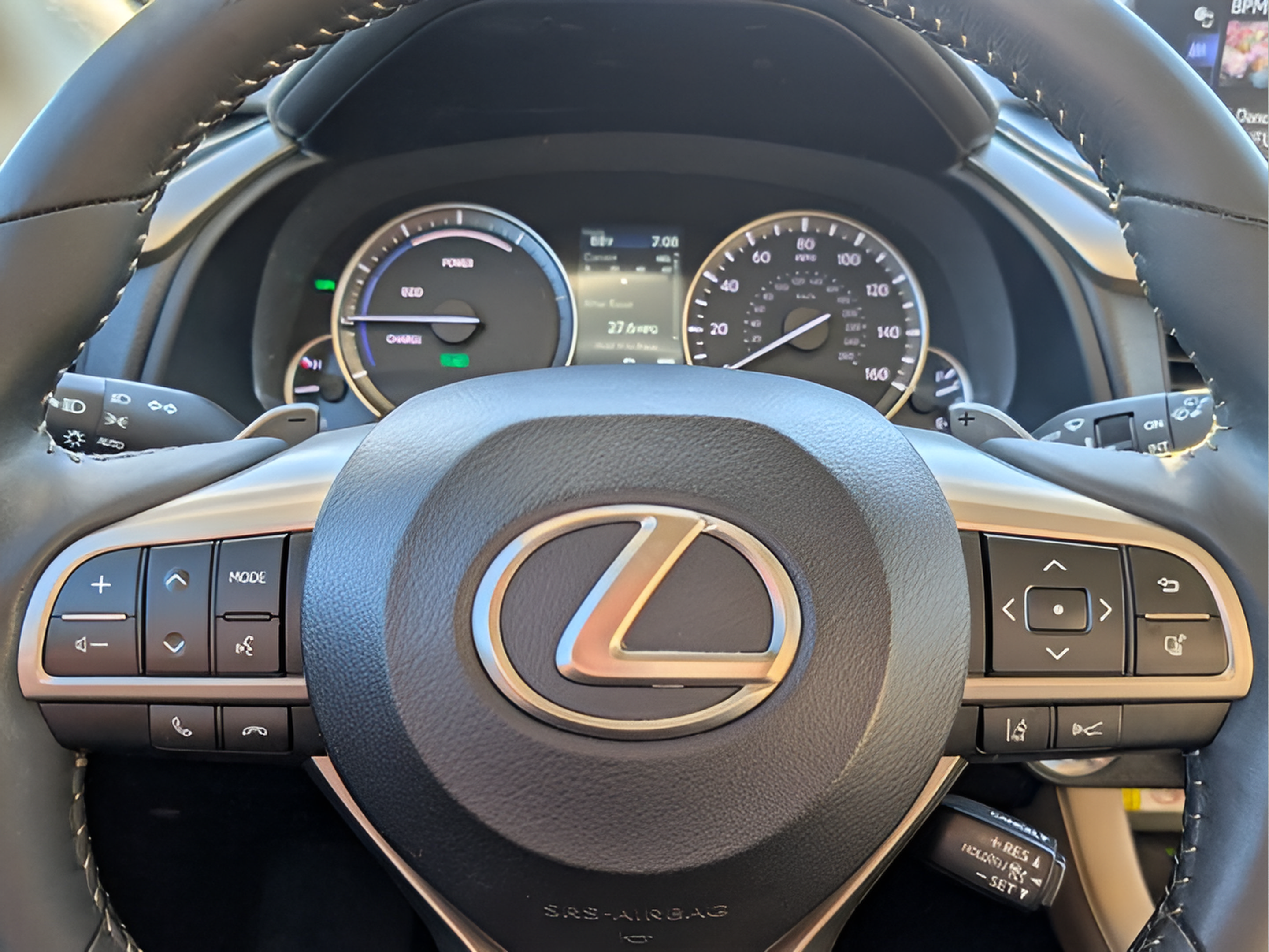 Certified 2022 Lexus RX 450h AWD w/ Premium Package image 24