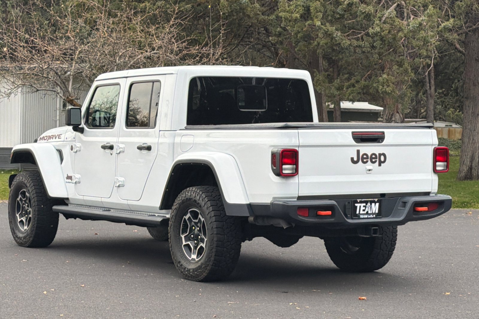 Used 2021 Jeep Gladiator Mojave image 6