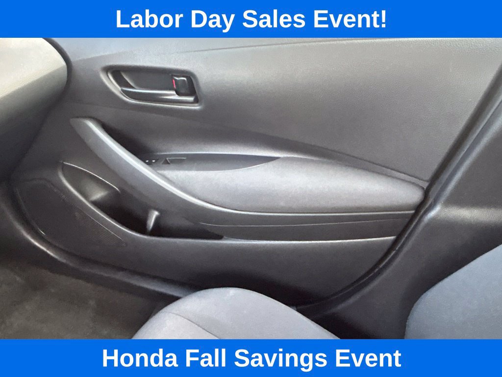 Used 2022 Toyota Corolla LE FWD image 17