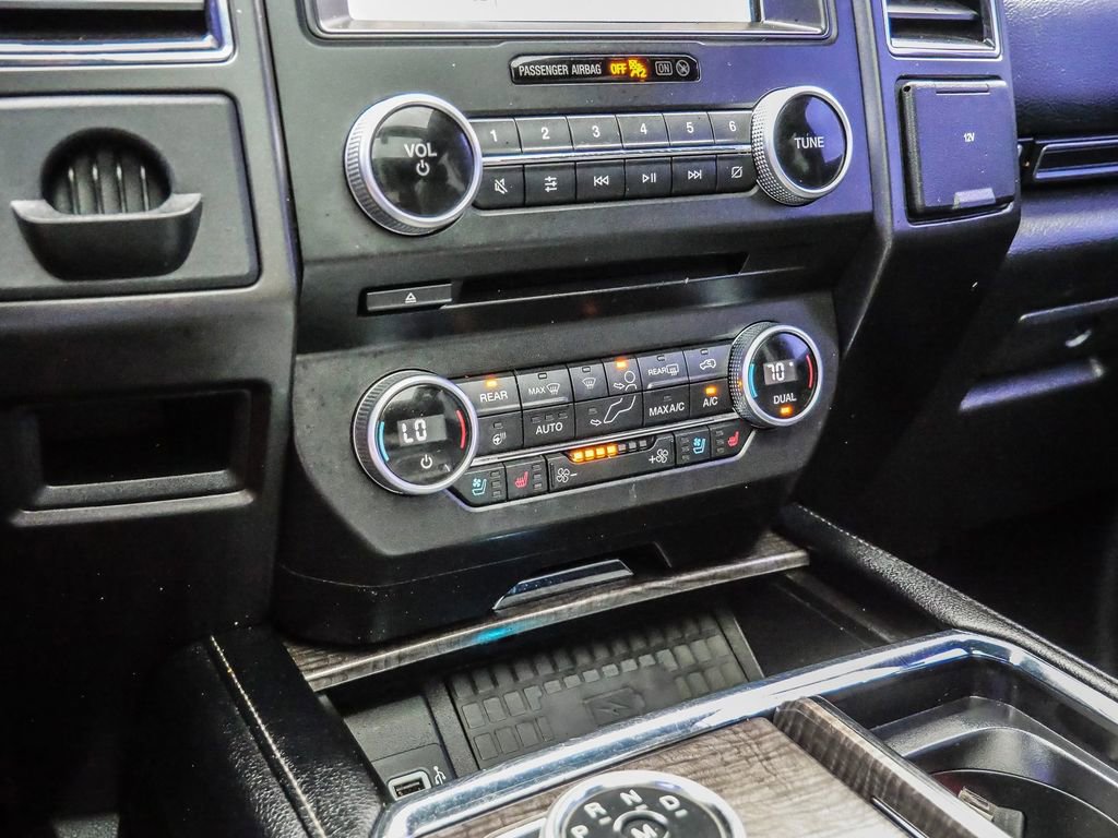 Used 2018 Ford Expedition Limited w/ Equipment Group 301A image 34