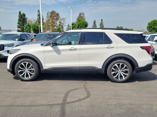Used 2025 Ford Explorer ST-Line w/ Premium Package RWD image 30