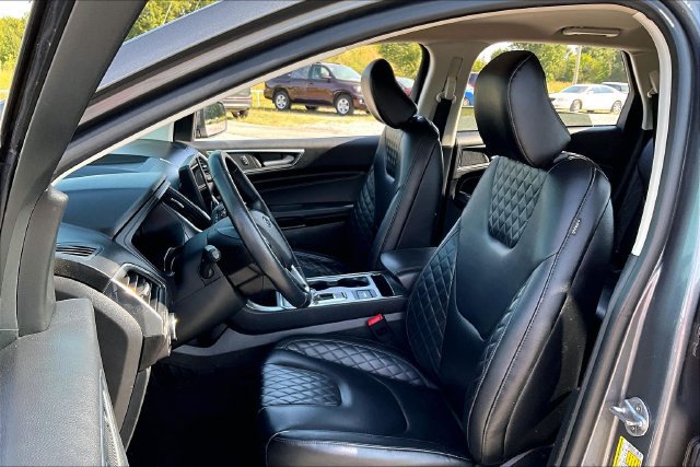 Used 2024 Ford Edge Titanium AWD/4WD image 21