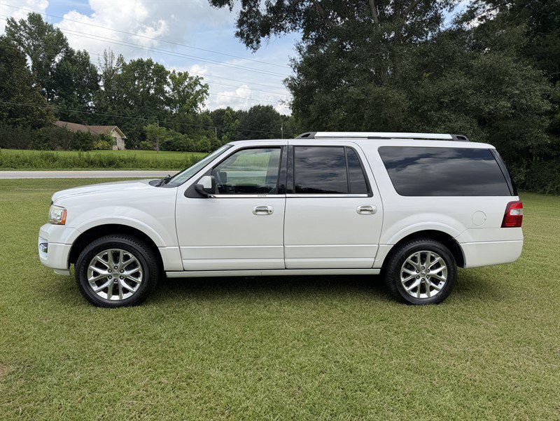 Used 2015 Ford Expedition EL Limited w/ Equipment Group 301A RWD image 2