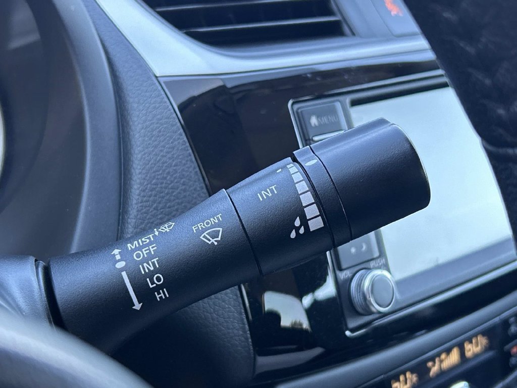 Used 2019 Nissan Sentra SV FWD image 32