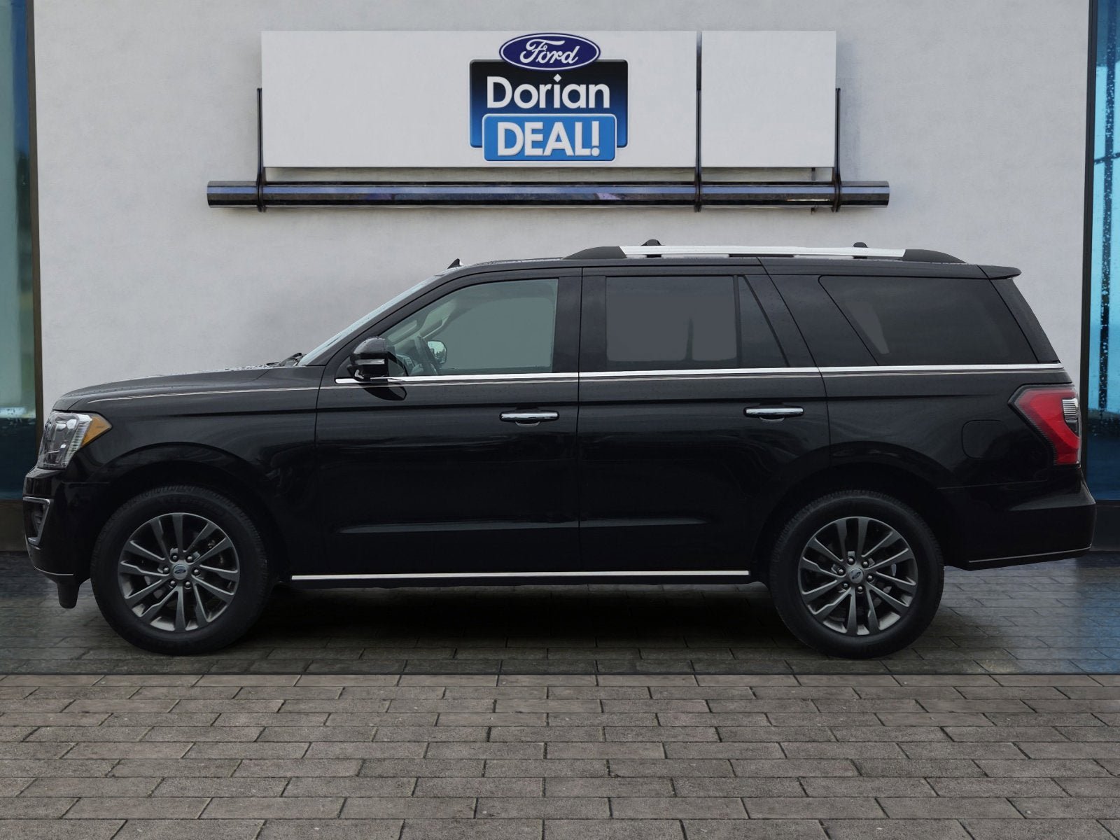 Used 2020 Ford Expedition Limited w/ Equipment Group 301A image 6
