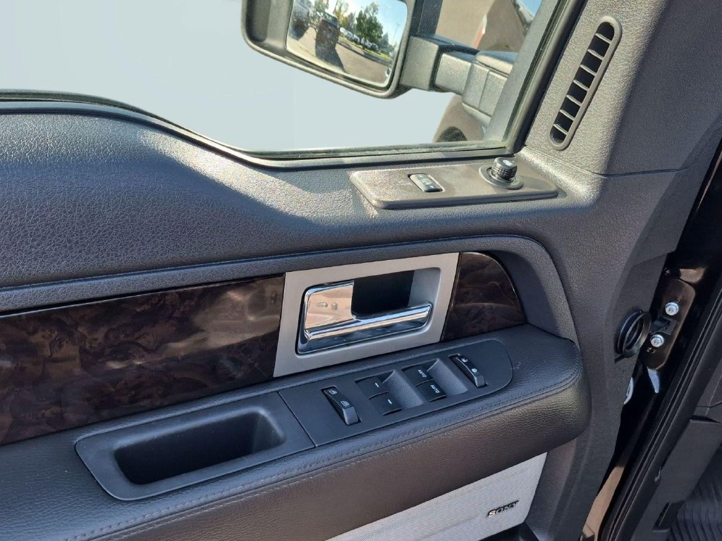 Used 2013 Ford F150 Platinum AWD/4WD image 11
