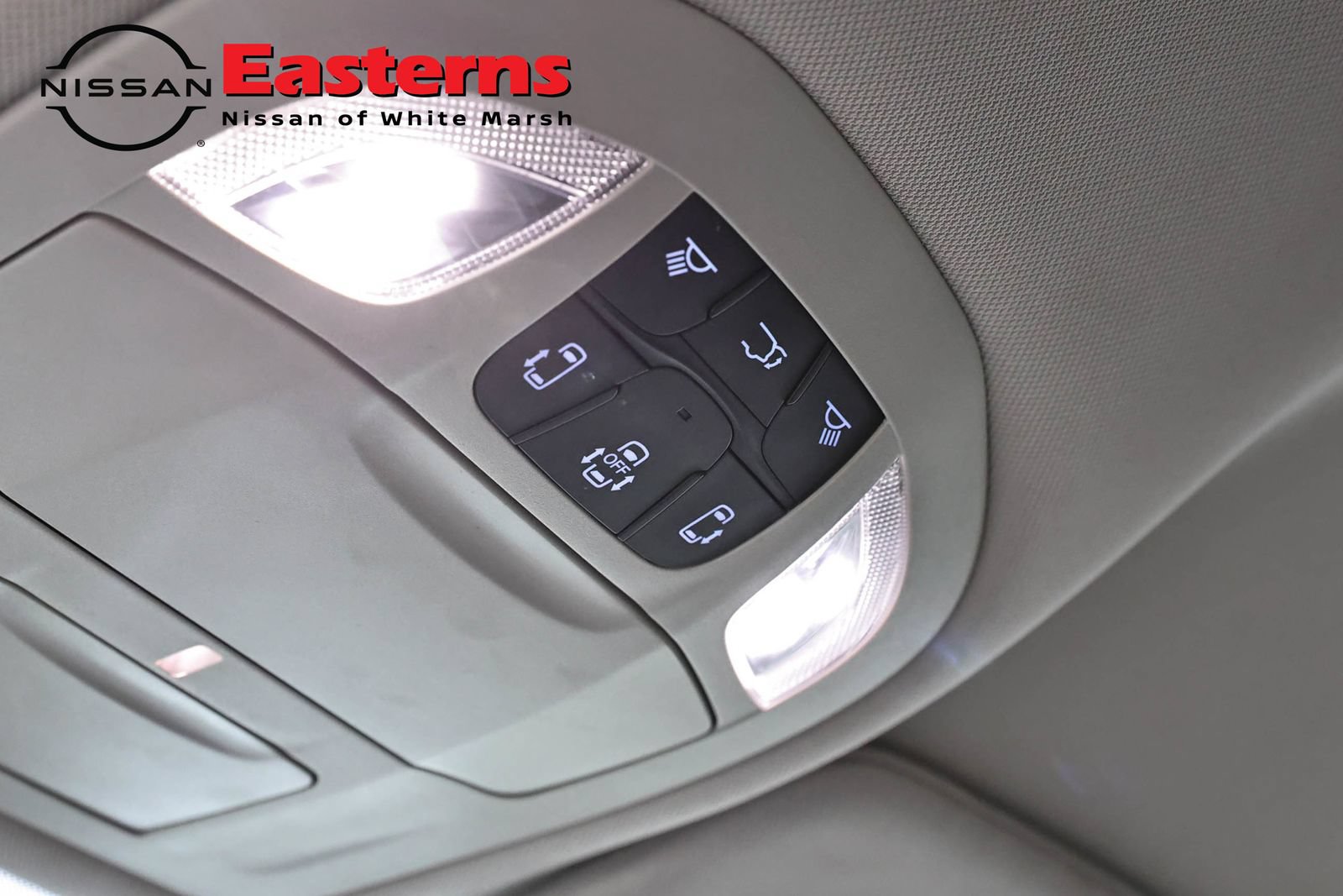 Used 2023 Chrysler Pacifica Touring-L FWD image 20