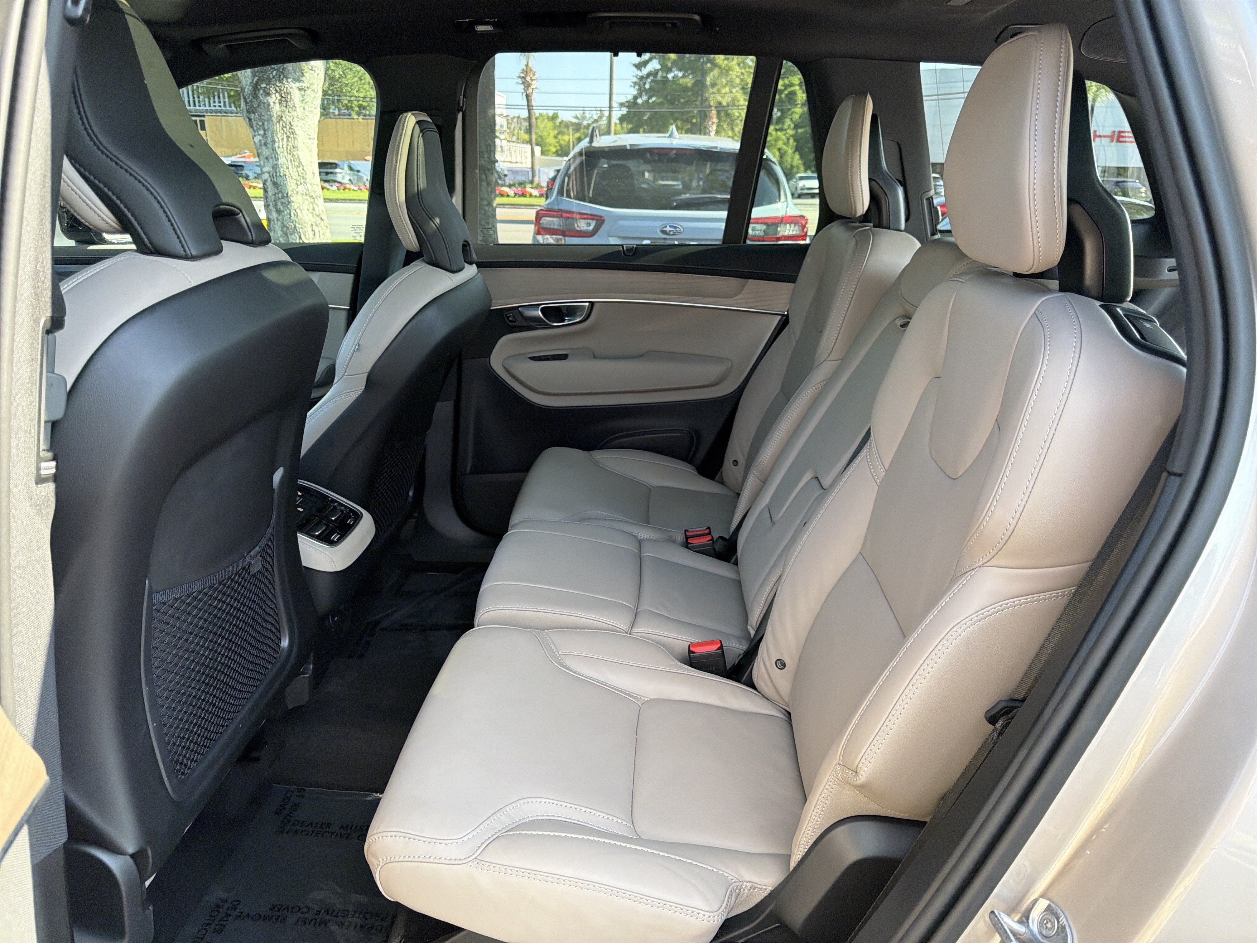 Certified 2026 Volvo XC90 B6 Ultra w/ Protection Package Premier AWD/4WD image 31