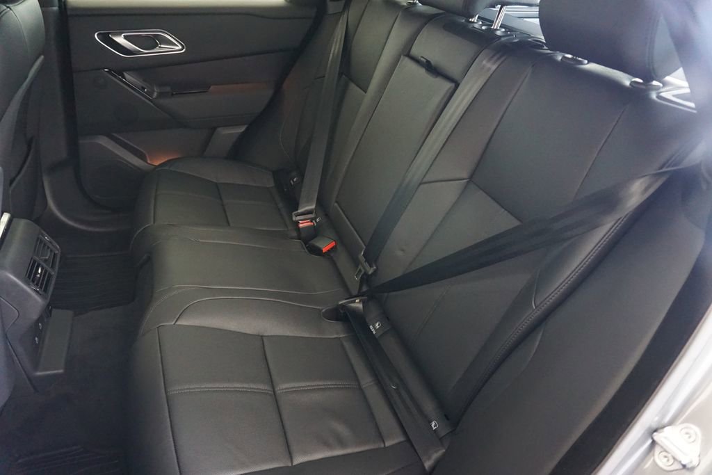 New 2026 Land Rover Range Rover Velar Dynamic SE image 30